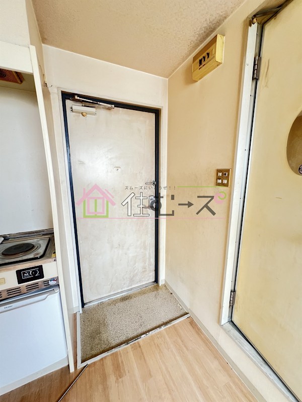 728湯里ハイツ 玄関