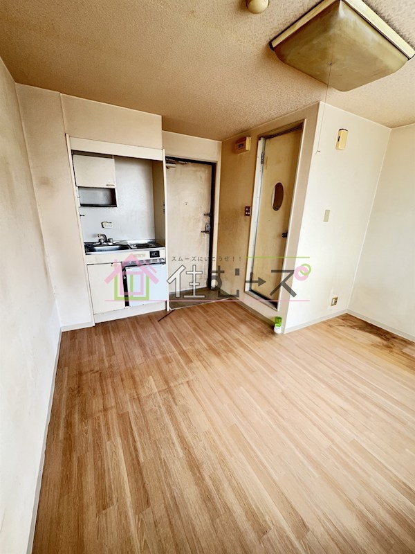 728湯里ハイツ リビング