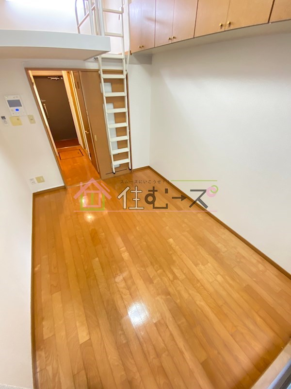 エステムコート新大阪Ⅲステーションプラザ リビング