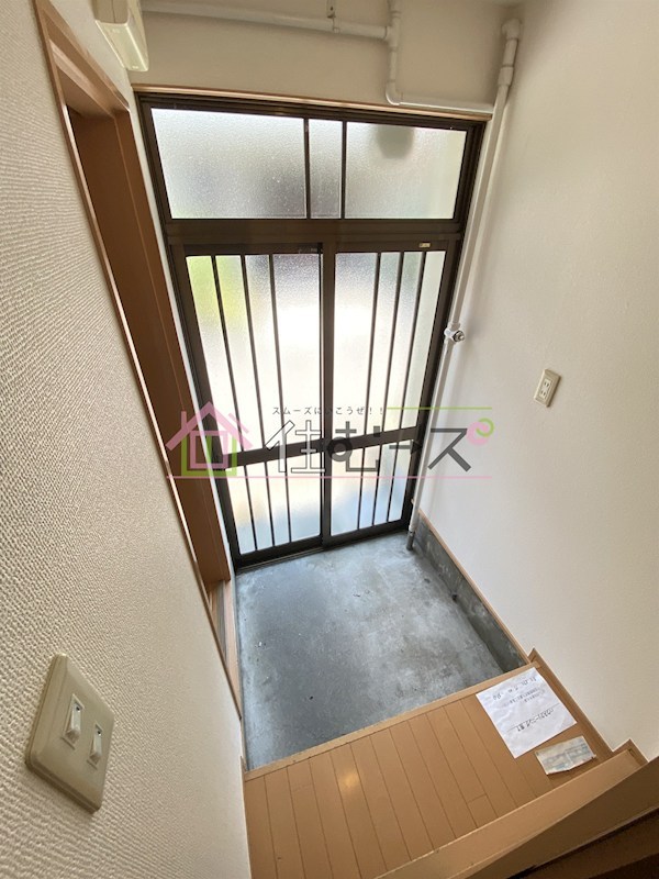 泉尾5丁目テラス 玄関