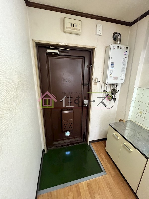 ハイツ正覚寺 玄関