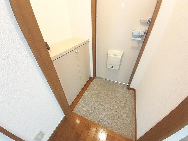 グランツオカモトⅤ 玄関