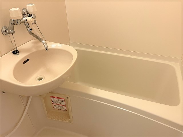 レオパレス中井町５ 風呂画像