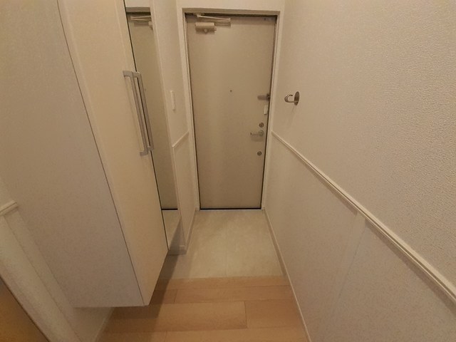 フラワータウン　ジャスミン 玄関