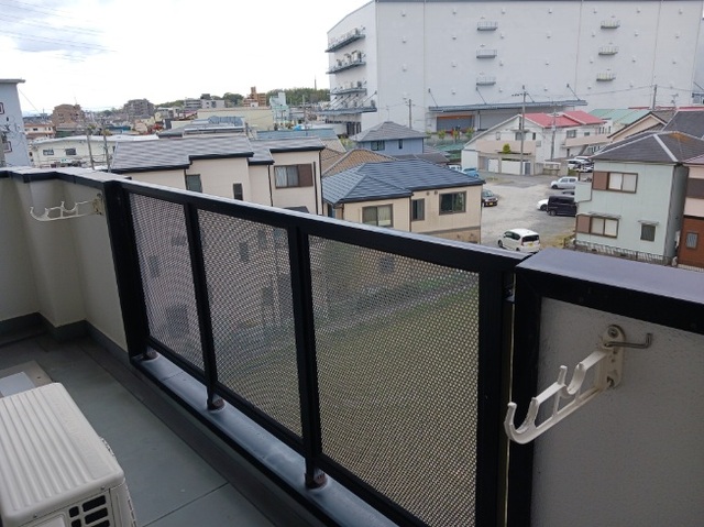 シェリール河崎２ ベランダ