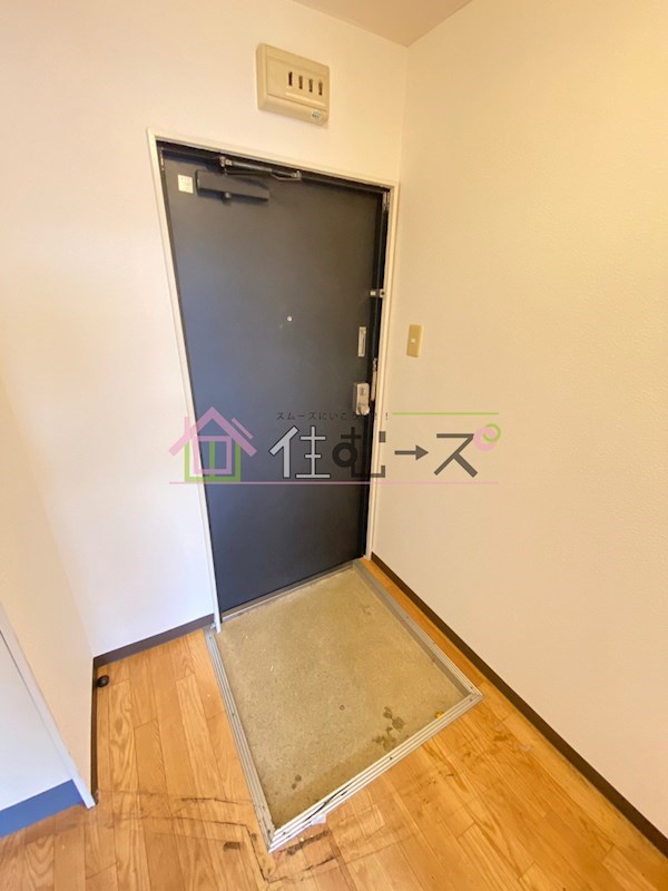 セラ天下茶屋 玄関