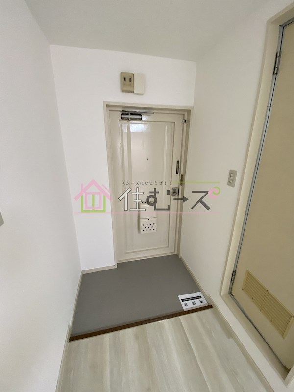 ラパンジール阿波座Ⅱ 玄関