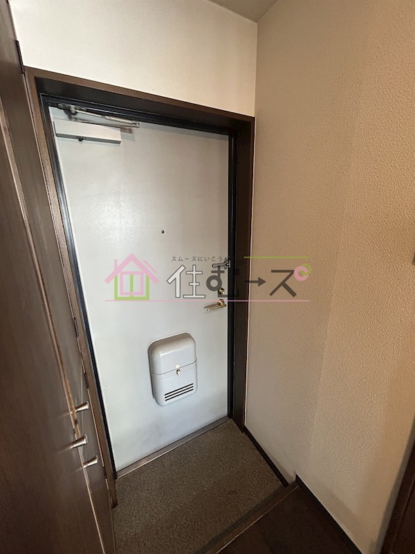 セレッソコート梅田東 玄関