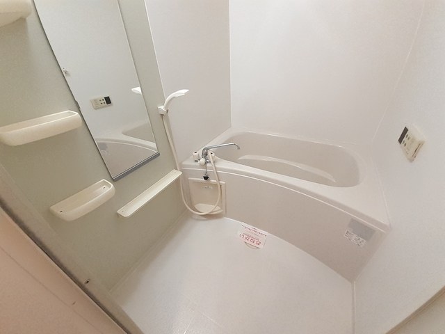 セレノ　アロッジオ 風呂画像