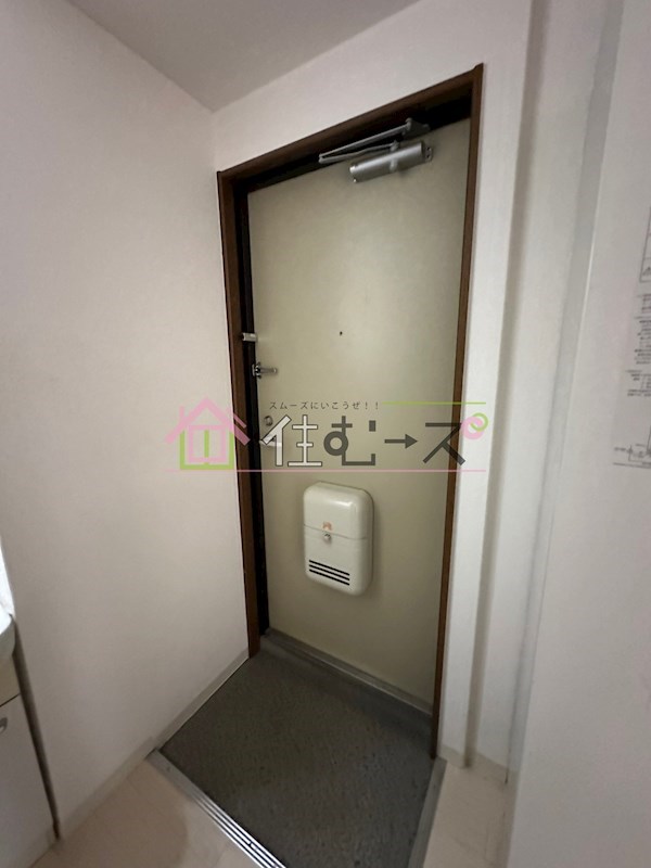 ビビッド北堀江 玄関