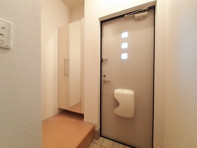 Ｃｉｅｒｔｏｕｒ　Ｍ．Ｋ菱屋東 玄関