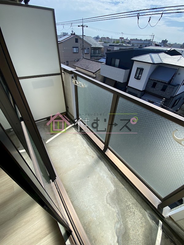 RONA　GARDEN　PLACE ベランダ