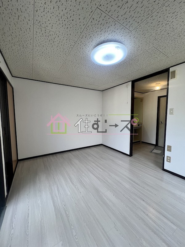 ユニライフ京橋 リビング