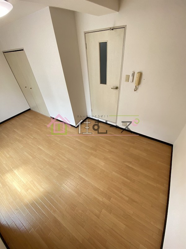 フレックス新大阪Ⅱ リビング