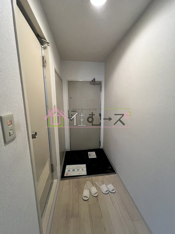 ファミールハイツ北大阪3号棟 玄関