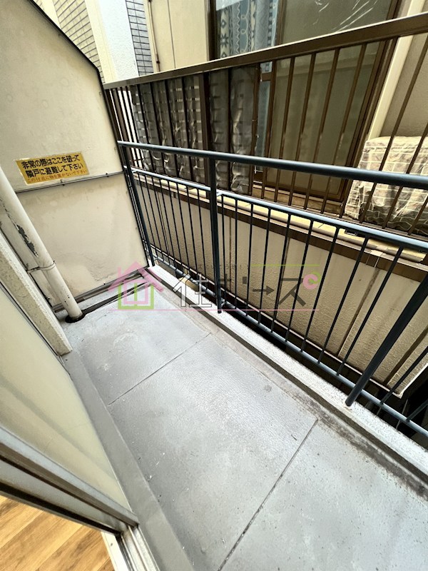 ビジネスVIP第2新大阪 ベランダ