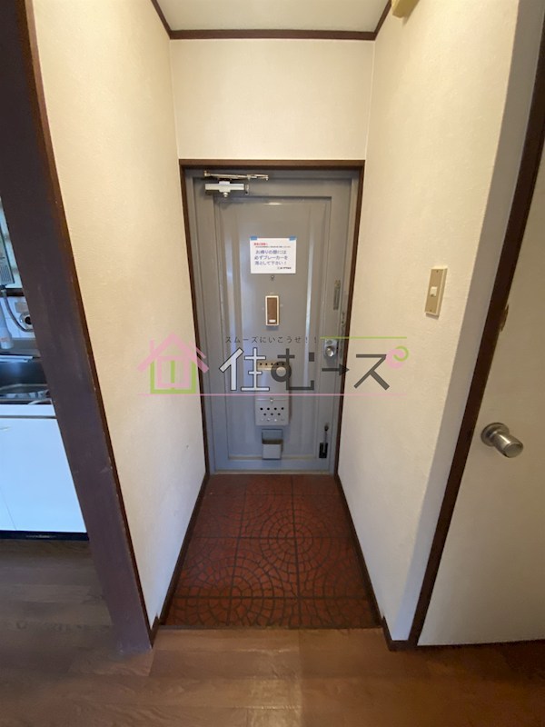 コーポ小松 玄関