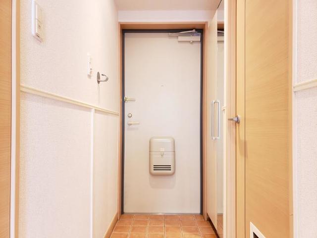 巽北ロイヤルマンション 玄関