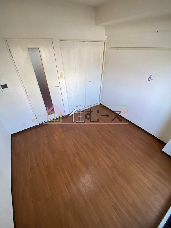 グランディール三津屋 リビング