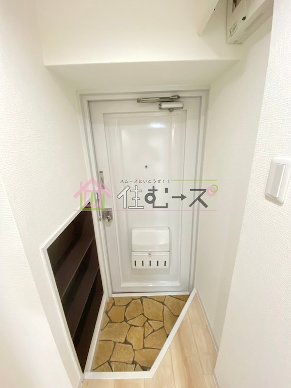 シャトー都島 玄関