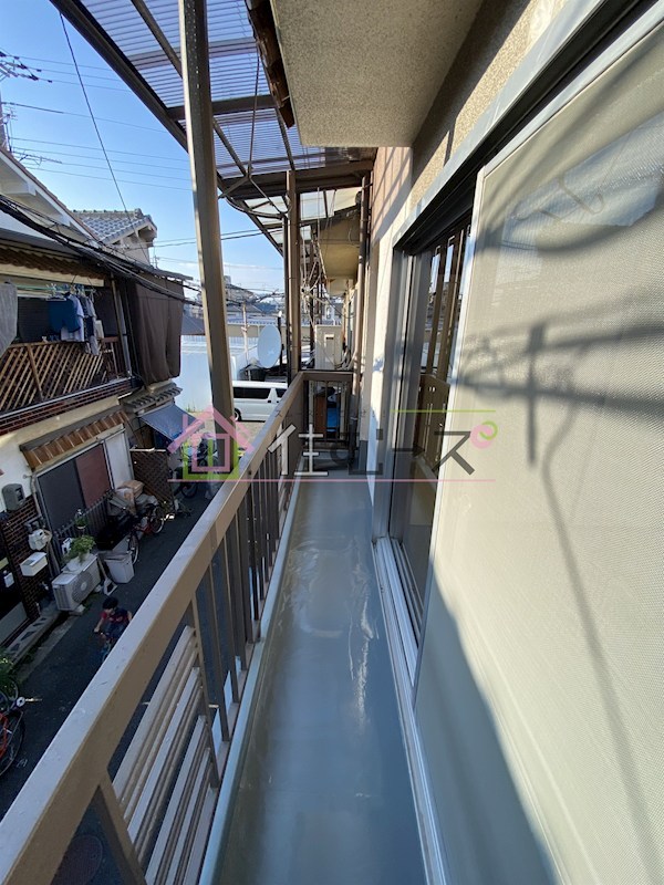 住道矢田8-8-3貸家 ベランダ