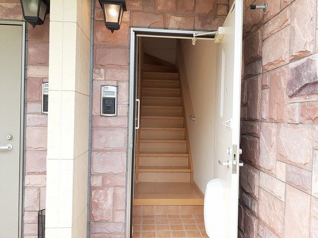 ウエスト　イリーデⅠ 玄関