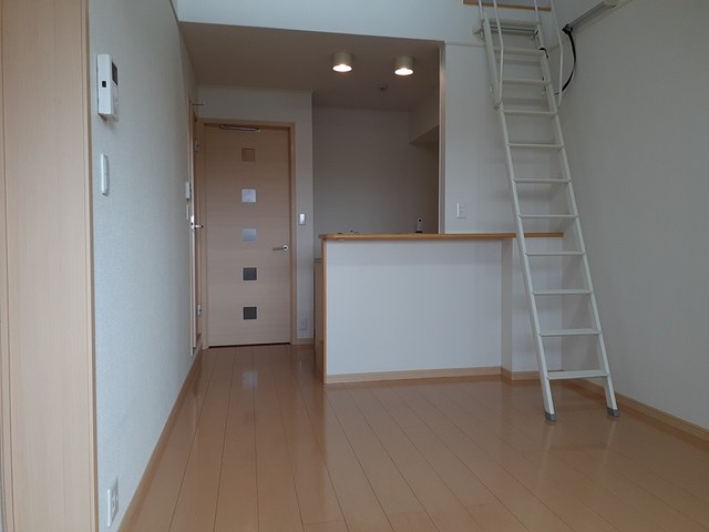 ピープルコート３号館 リビング