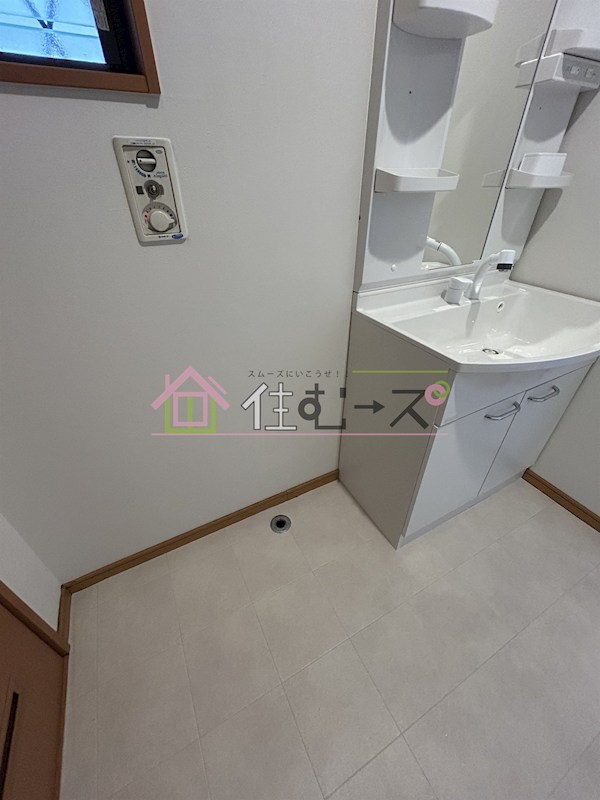 旭区赤川４丁目貸家 その他4