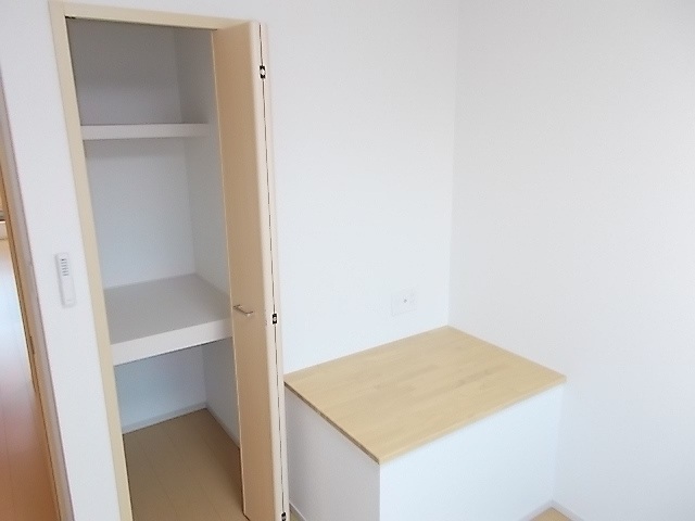 アンジュール その他4