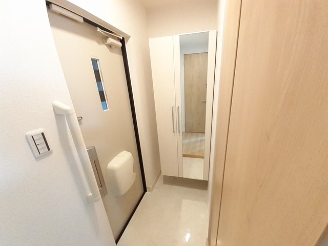 クレイン 玄関