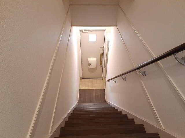 アヴェニュー　泉大津 玄関