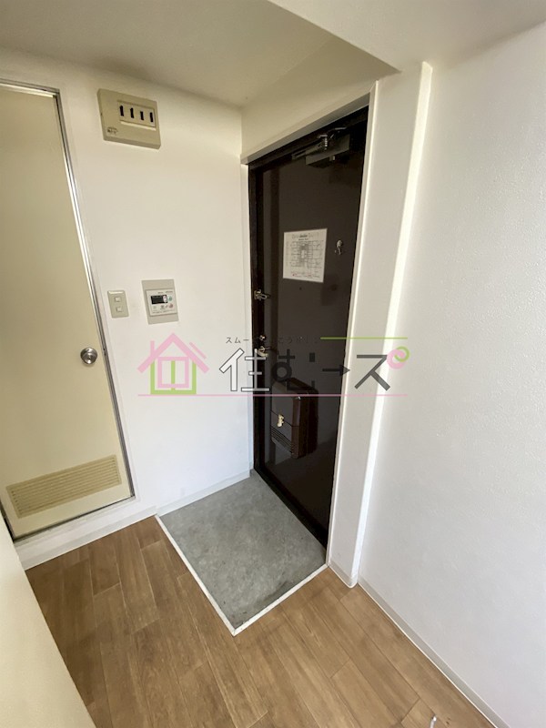 タウンハウスTB 玄関