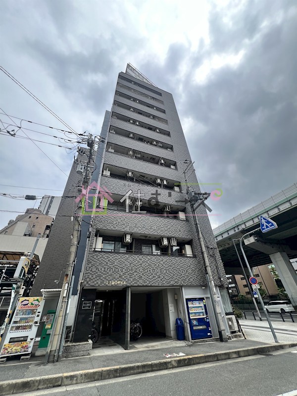 ミストラル本町ウエスト 外観