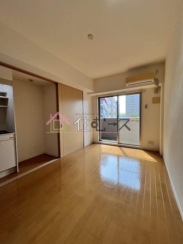 ジュネーゼグラン上本町 ベッドルーム