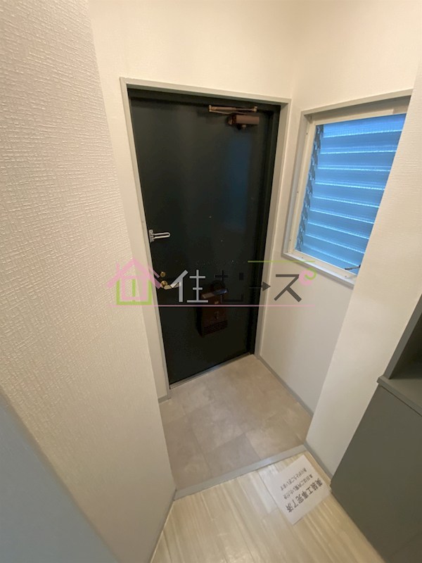 トラスティ浜口 玄関