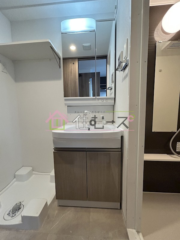 ワールドアイ大阪West Gate その他6