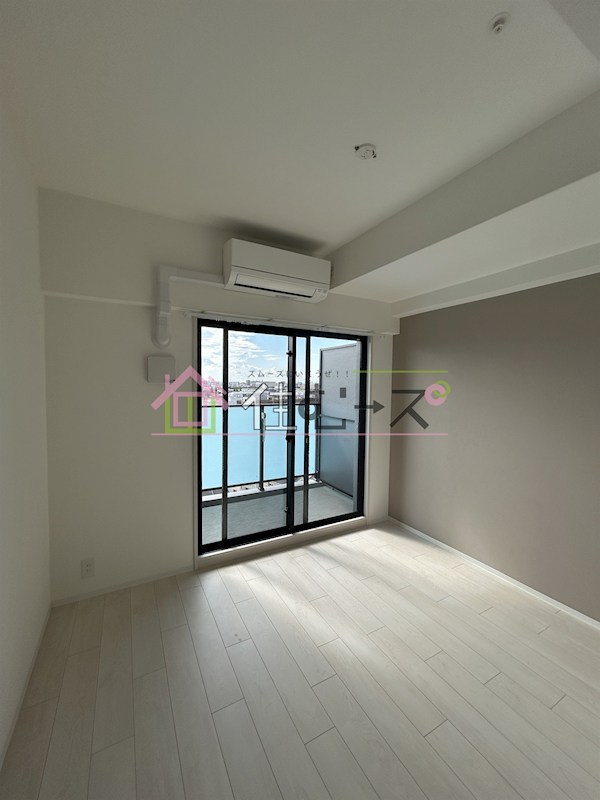 ワールドアイ大阪West Gate ベッドルーム