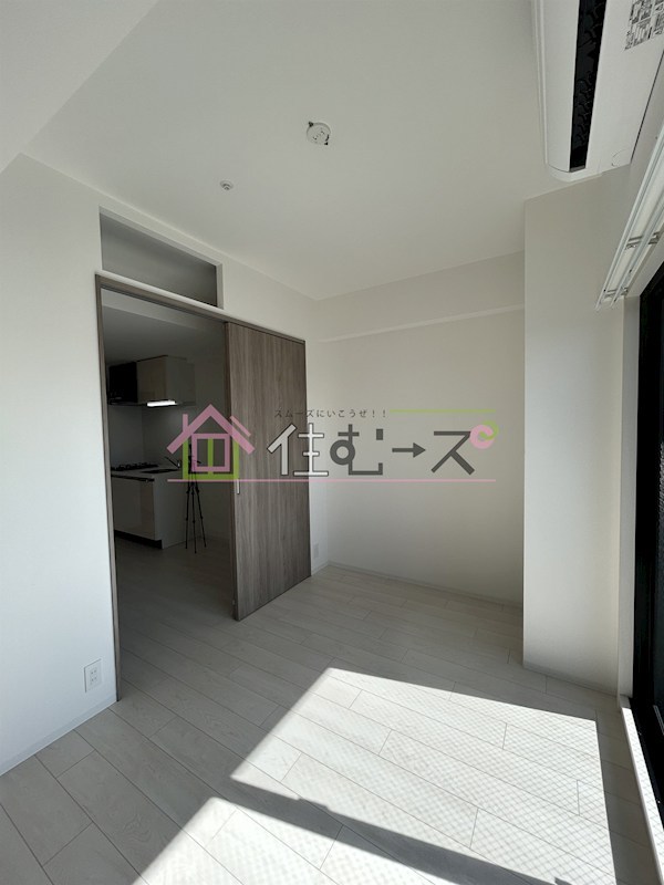 ワールドアイ大阪West Gate リビング