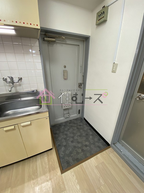 サニーハイツ長居 玄関