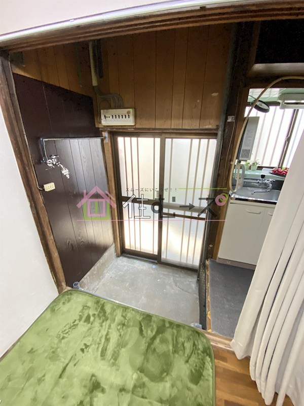 住吉区清水丘3丁目　戸建て 玄関