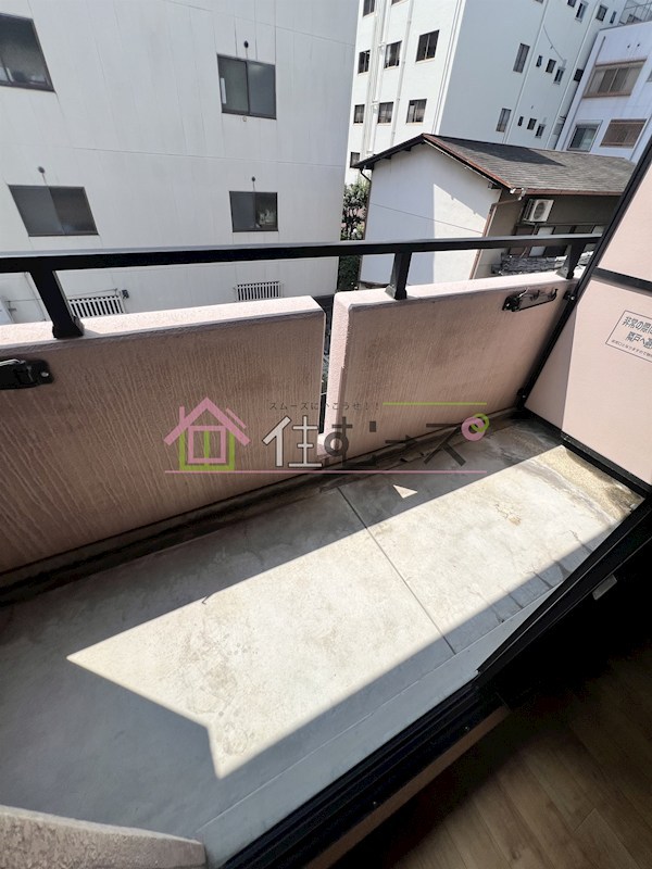 ロジュマン上本町 ベランダ