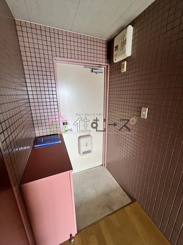 キンキ北ハイツ 玄関