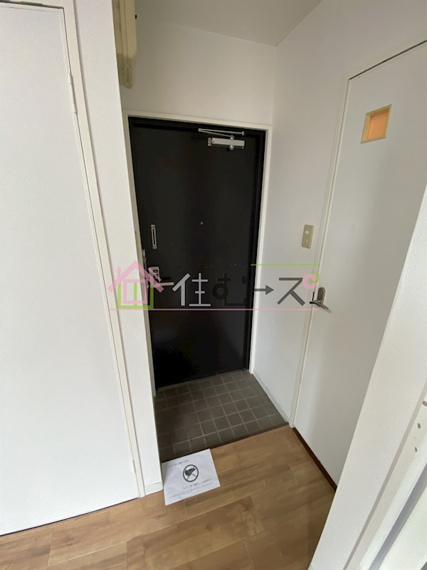 セラ聖賢 玄関