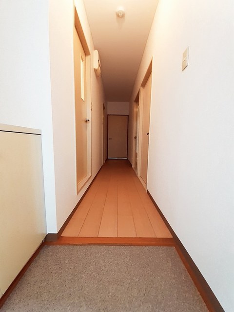 サンウェルヒルズ 玄関