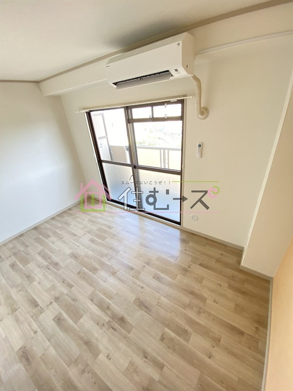ローズコーポ新大阪7 ベッドルーム