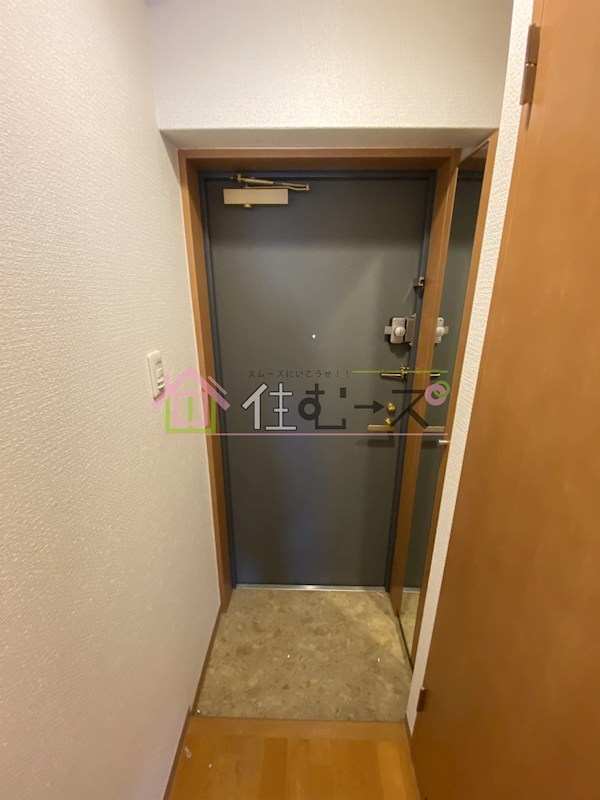 ライラック都島本通 玄関