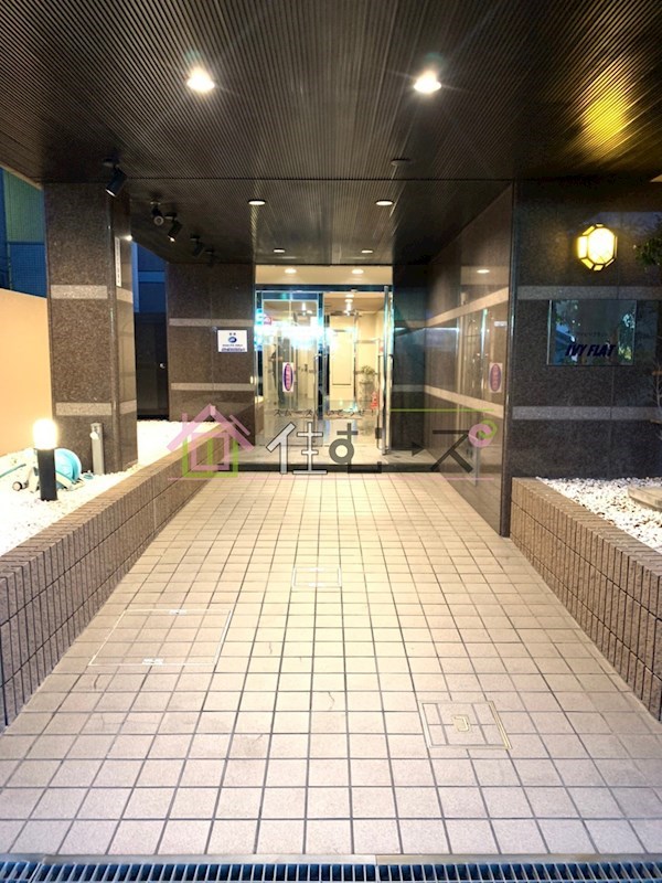 IVY　FLAT エントランス