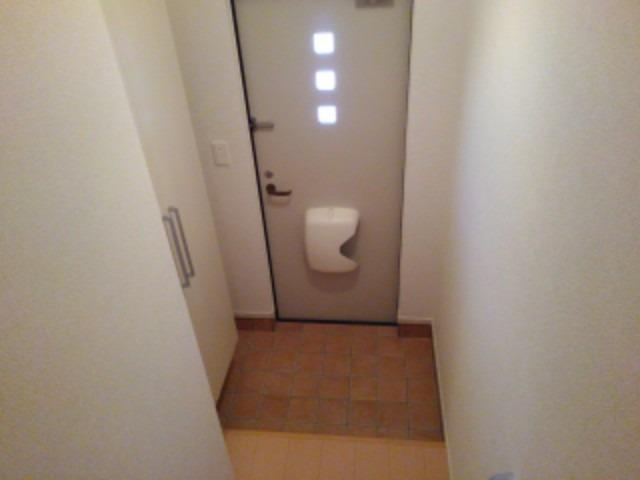 プラシエンテ 玄関