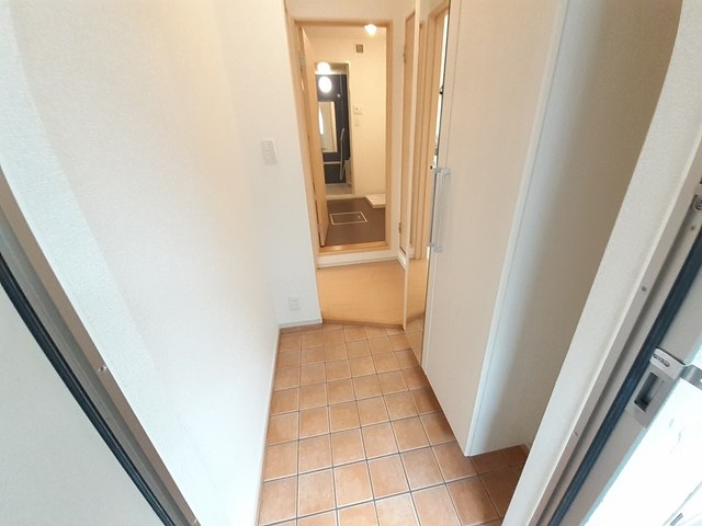 ペガサス 玄関
