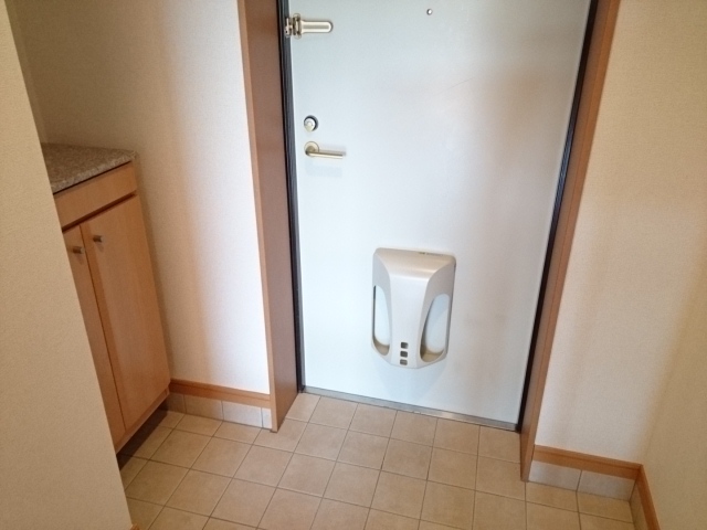 サン・アムール 玄関
